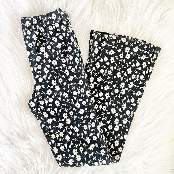 Jessica Simpson Floral Flared Leg Leggings - Picture 2 of 3